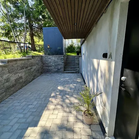 Modern And In Quiet Street * 特罗姆瑟